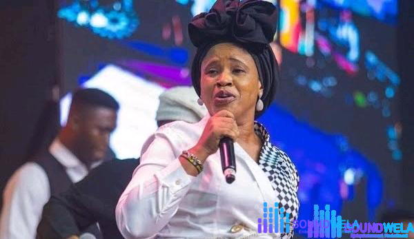 Lilian Nneji – High Praise – Lilian Nneji – High Praise Live At Celebration Church