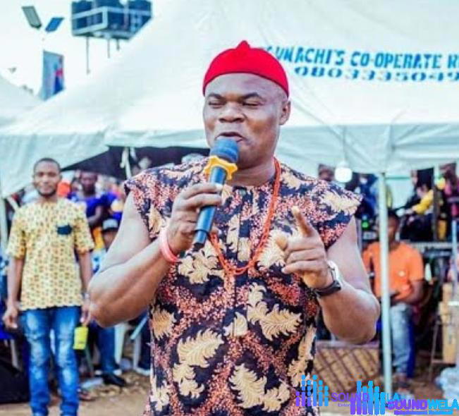 Prince Oku Nwamama Live Performance – Prince Oku Nwamama Live On Stage Performance Soundwela