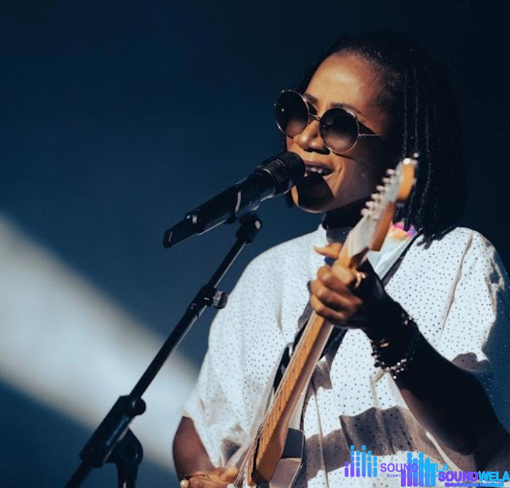 Asa – Show Me Off – Asa – Show Me Off