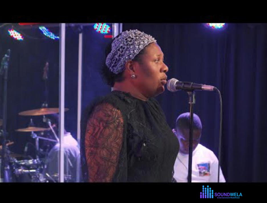 Adazion IJ - Crew Live On Stage – Adazion IJ Crew Live on stage